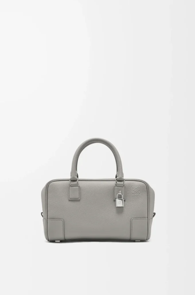 Amazona 23 bag in soft grained calfskin Pearl Grey