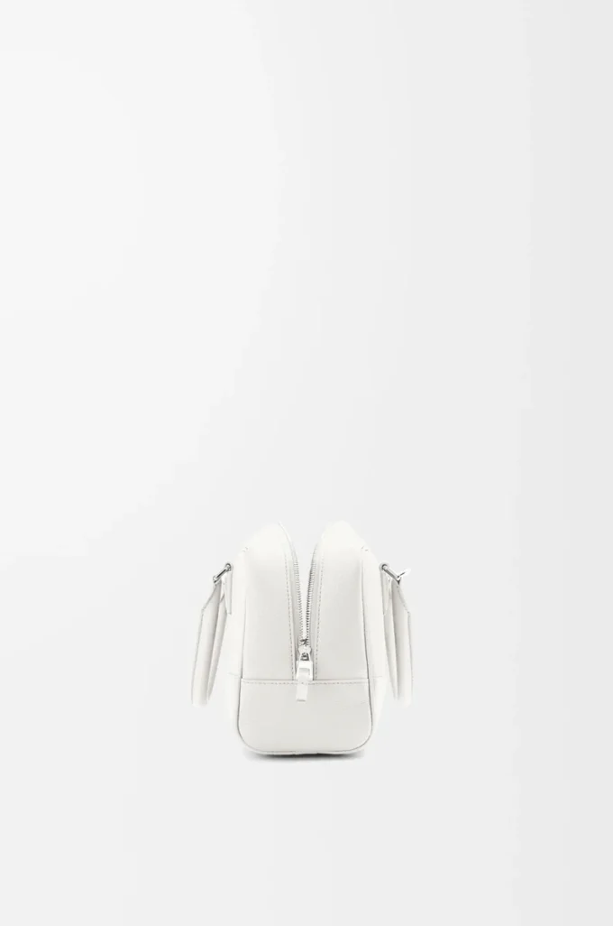 Amazona 23 bag in soft grained calfskin Soft White