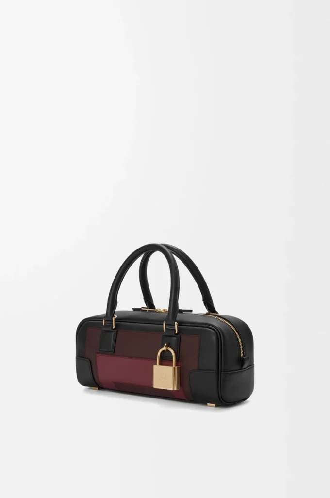 Amazona 23 cropped bag in nappa calfskin Black/Burgundy
