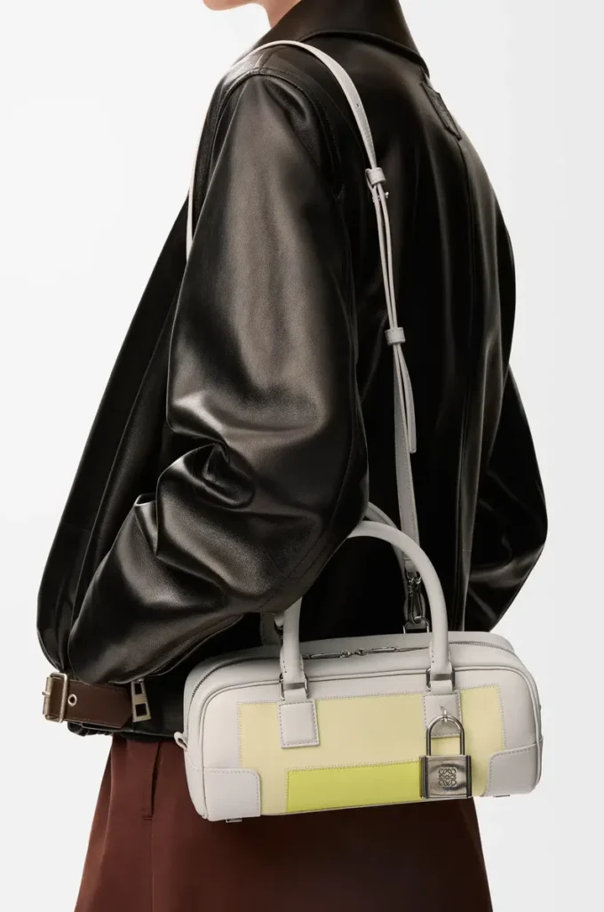 Amazona 23 cropped bag in nappa calfskin Pale Grey/Light Citrine