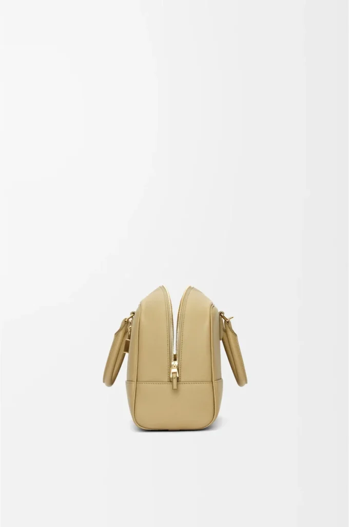 Amazona 28 bag in nappa calfskin Clay Green