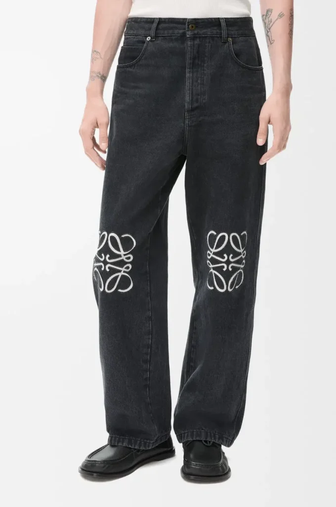 Anagram baggy jeans in denim Black