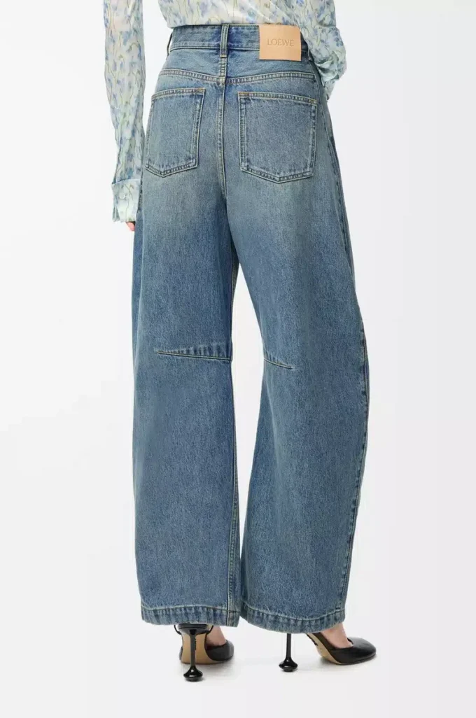 Anagram barrel jeans in denim Washed Denim