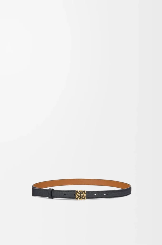 Anagram belt in pebble grain calfskin Black/Gold