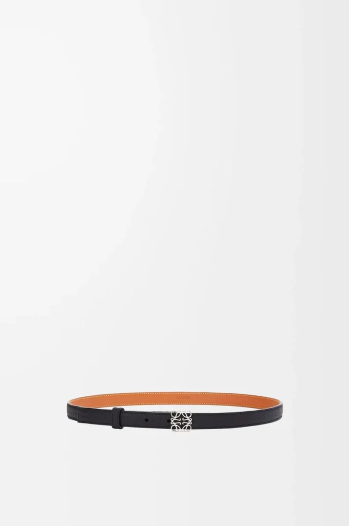 Anagram belt in pebble grain calfskin Black/Palladium