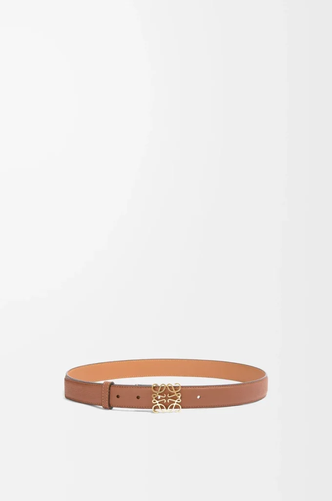 Anagram belt in pebble grain calfskin Tan/Gold