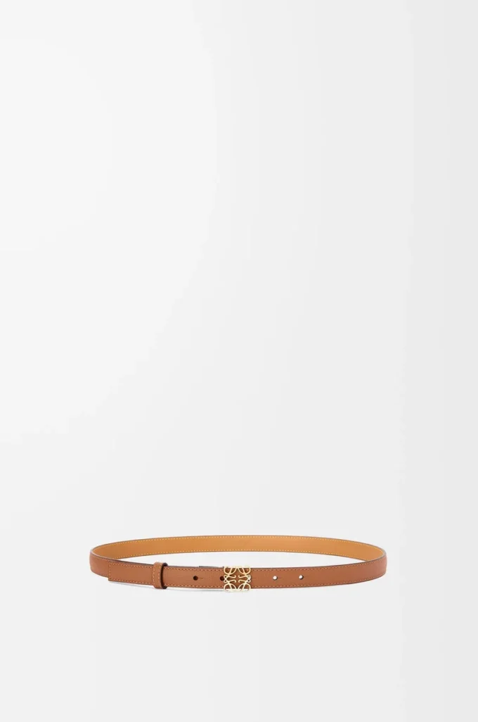 Anagram belt in pebble grain calfskin Tan/Gold