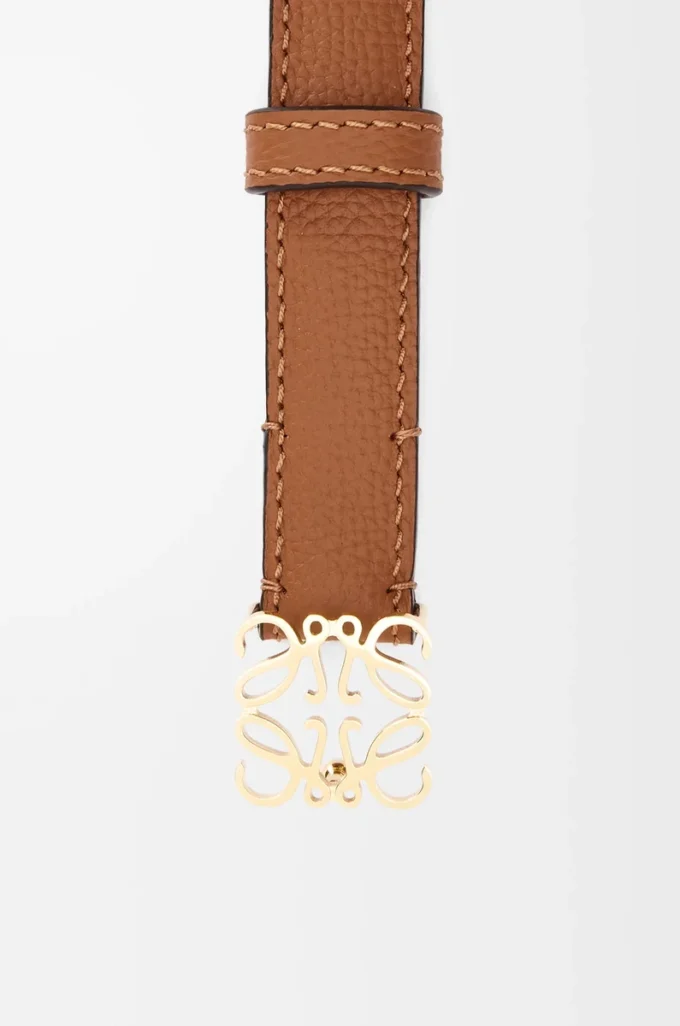 Anagram belt in pebble grain calfskin Tan/Gold