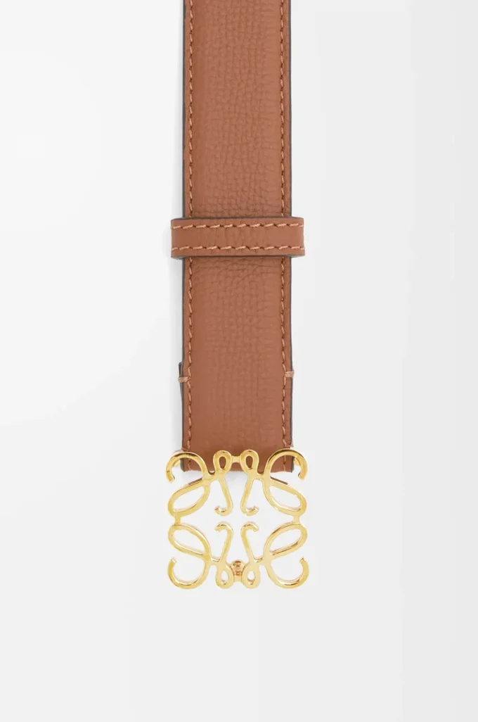 Anagram belt in pebble grain calfskin Tan/Gold