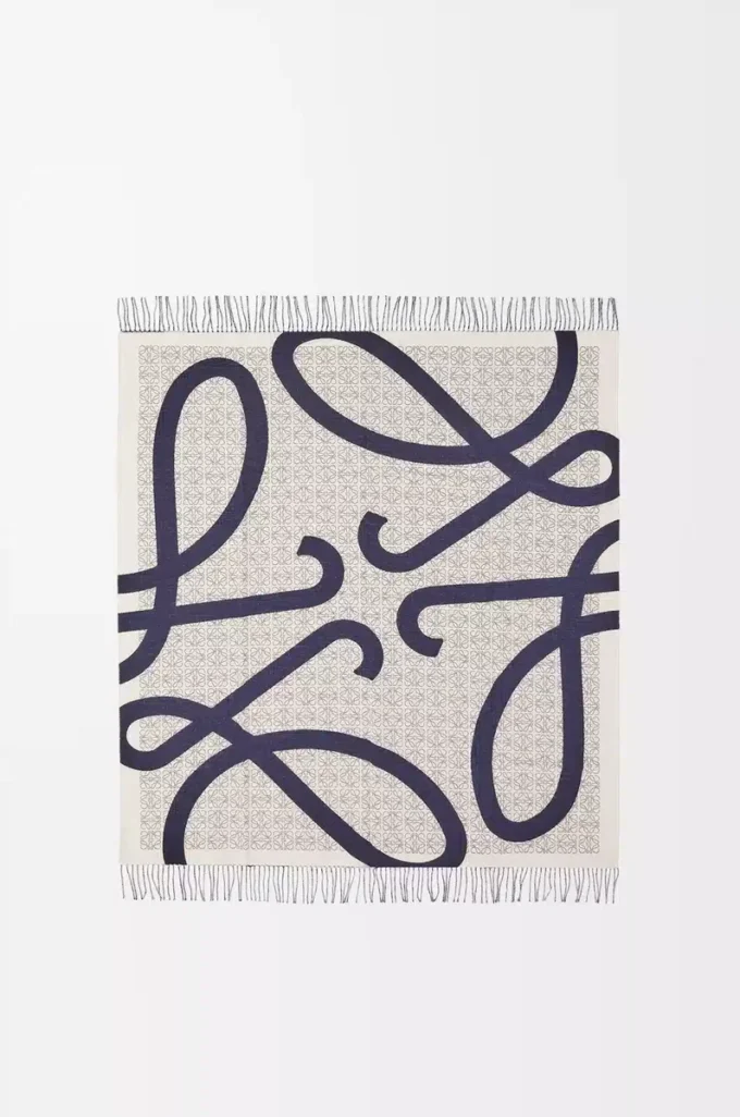 Anagram blanket in wool Navy Blue