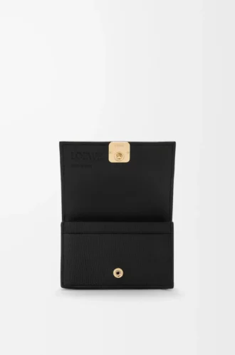 Anagram business cardholder in pebble grained calfskin Black/Gold