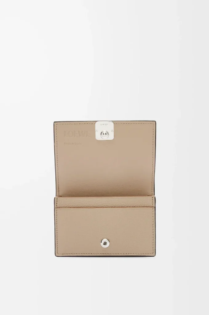Anagram business cardholder in pebble grained calfskin Sand