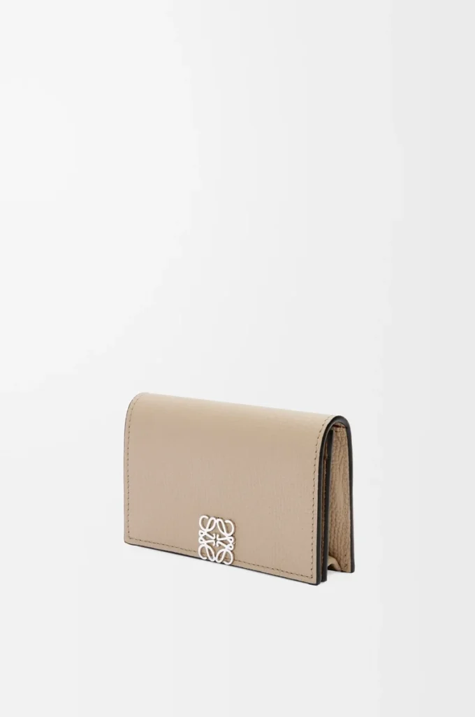 Anagram business cardholder in pebble grained calfskin Sand