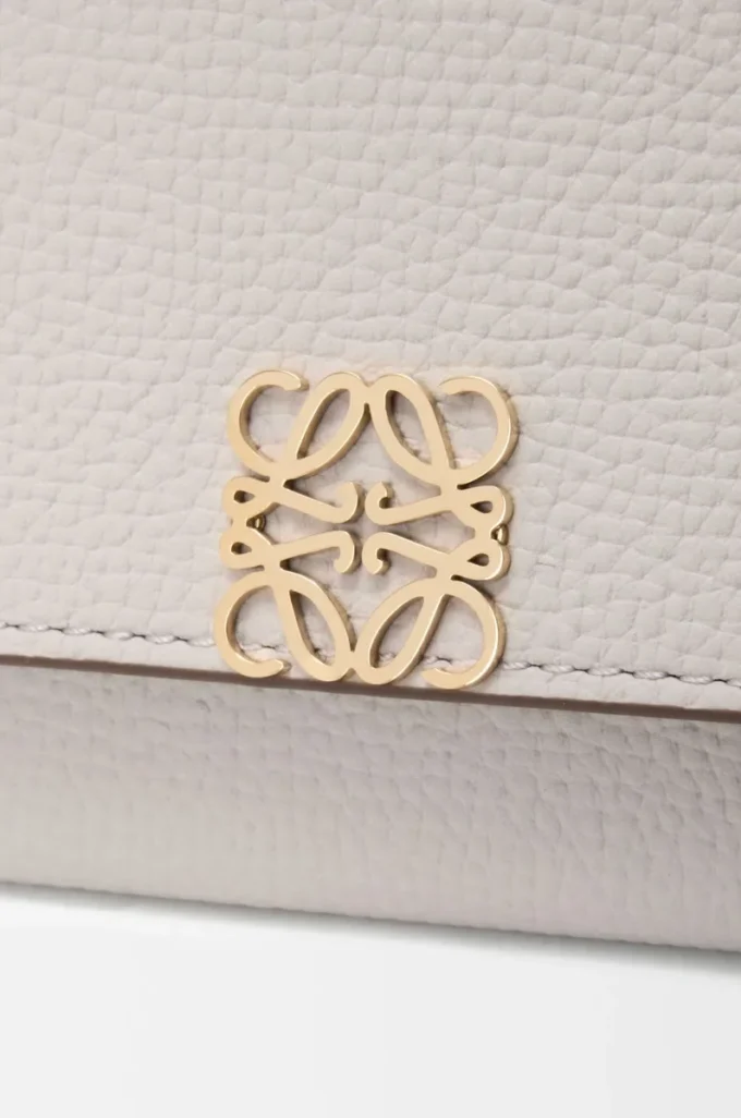 Anagram continental wallet in pebble grained calfskin Light Ghost Grey