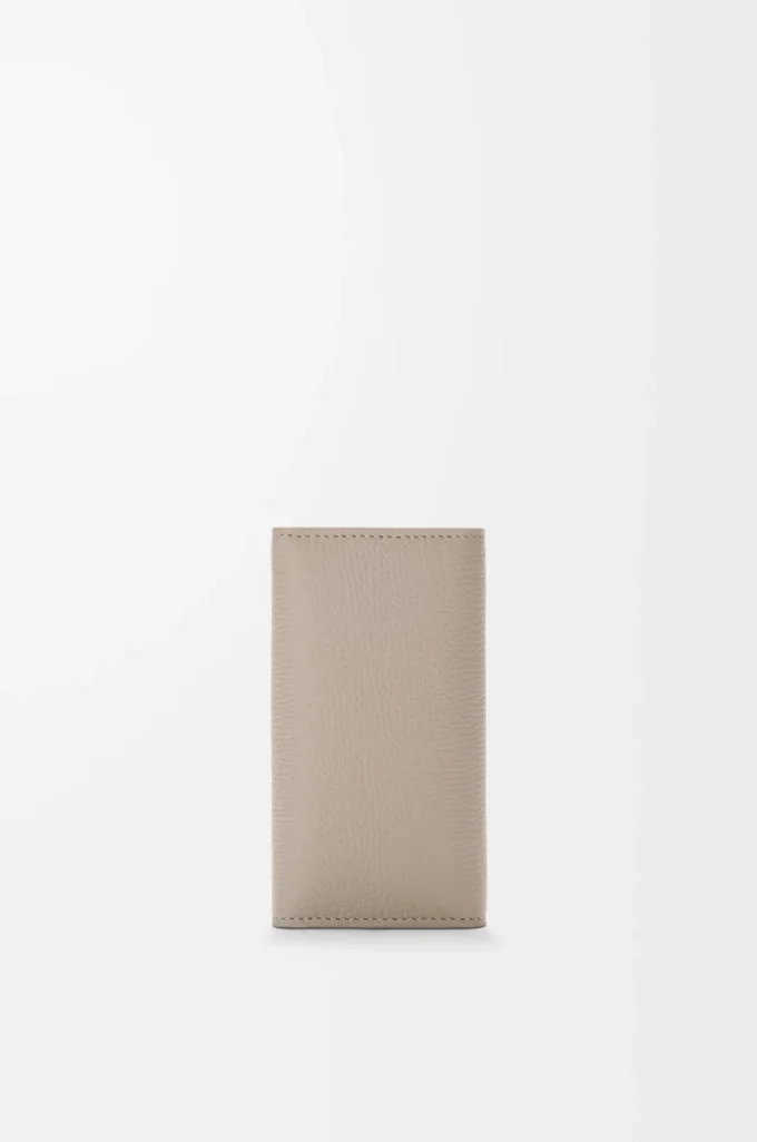 Anagram key case in pebble grained calfskin Clay