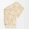 Anagram scarf in alpaca and wool blend Beige/White