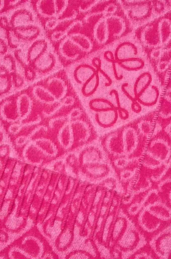 Anagram scarf in wool and cashmere Fuchsia