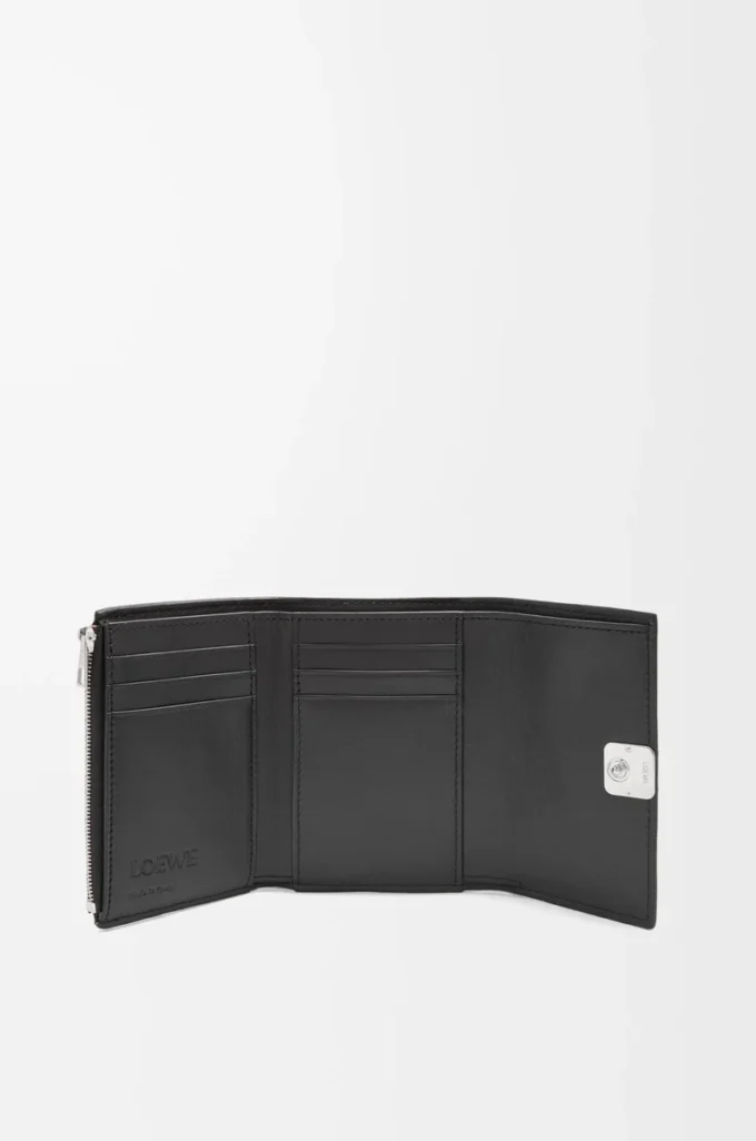 Anagram small vertical wallet in pebble grained calfskin Black
