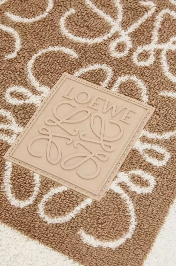 Anagram towel in cotton Beige