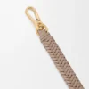 Arrow short strap in classic calfskin Sand