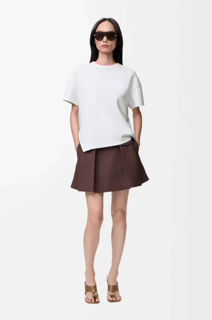 Asymmetric t-shirt in cotton blend White Asymmetric t-shirt in cotton blend White