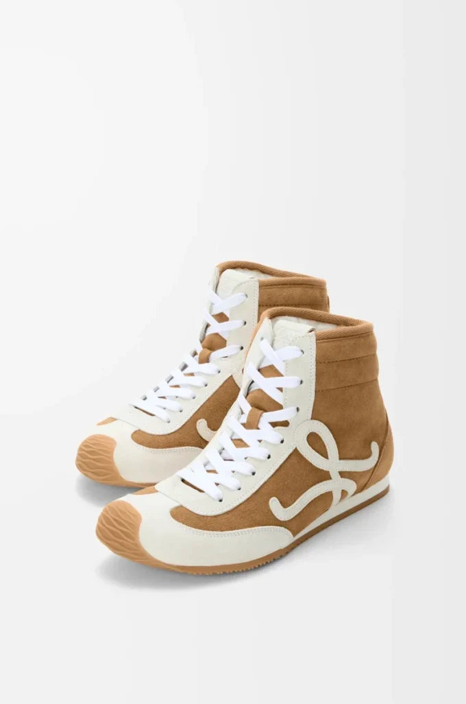 Ballet Runner 2.0 high-top in suede and shearling Tan/White