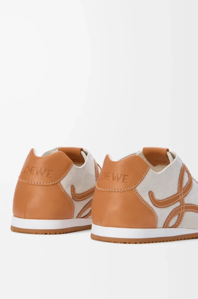 Ballet Runner 2.0 unlined in deerskin and vegetable-tanned calfskin Soft White/Tan
