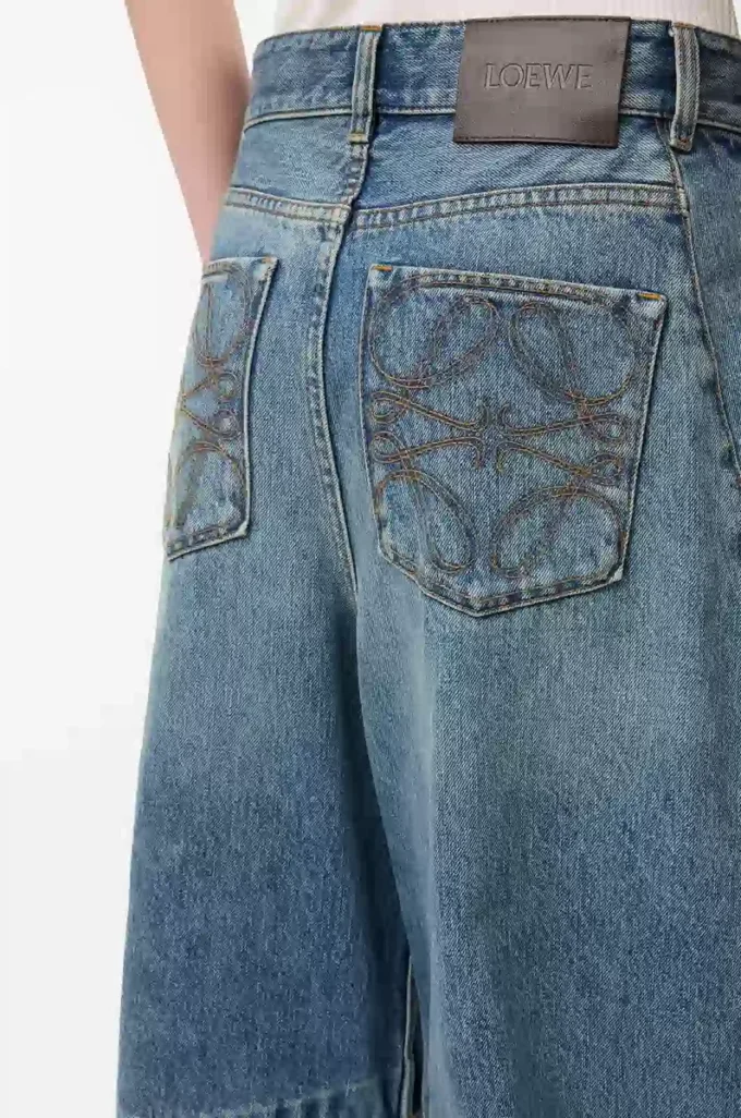 Barrel jeans in denim Washed Denim Barrel jeans in denim Washed Denim