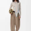 Barrel trousers in wool Sand Barrel trousers in wool Sand