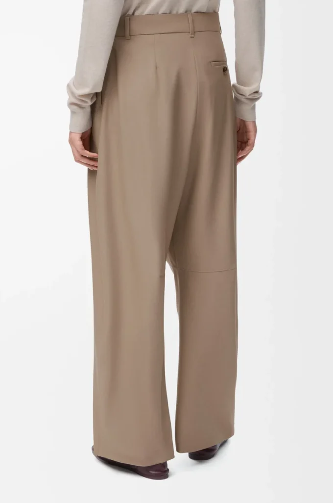 Barrel trousers in wool Sand Barrel trousers in wool Sand