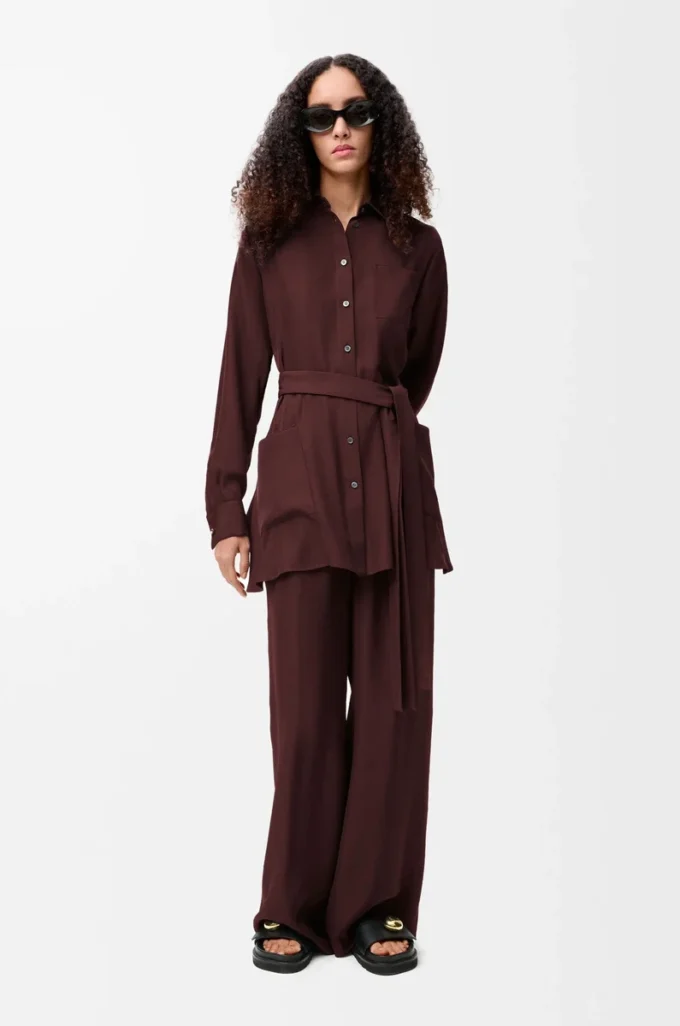 Belted blouse in silk Burgundy Belted blouse in silk Burgundy