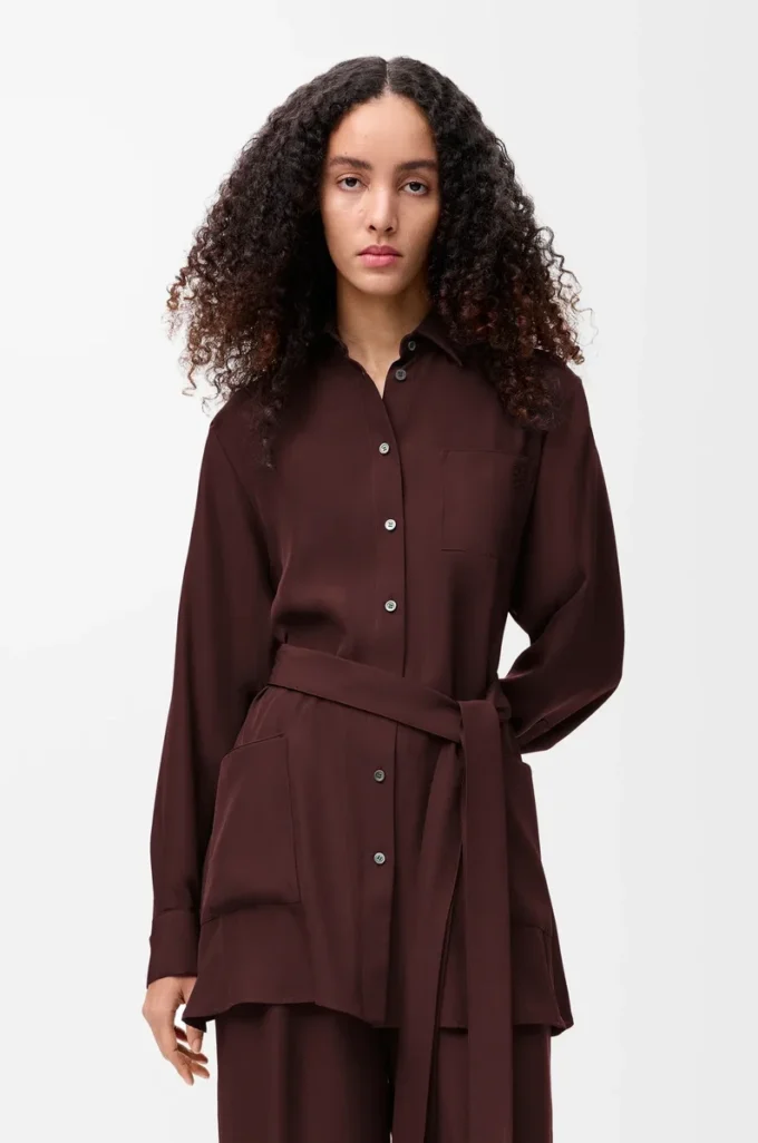 Belted blouse in silk Burgundy Belted blouse in silk Burgundy