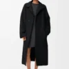 Belted coat in wool and cashmere Black