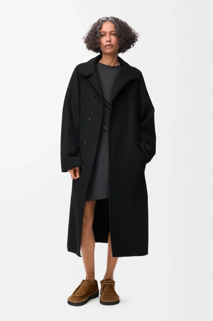 Belted coat in wool and cashmere Black