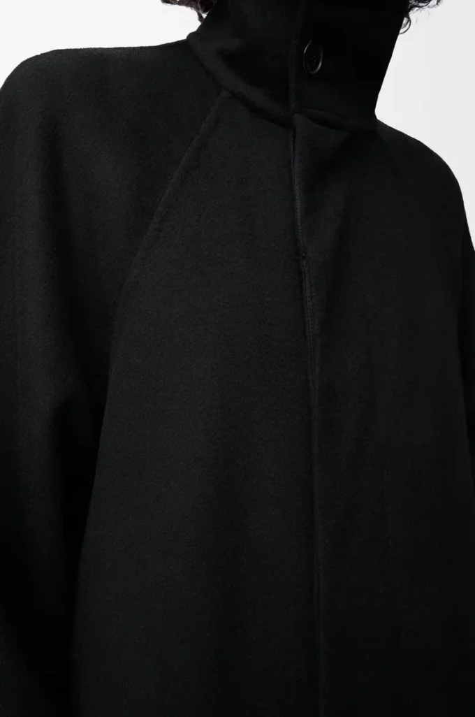 Belted coat in wool and cashmere Black
