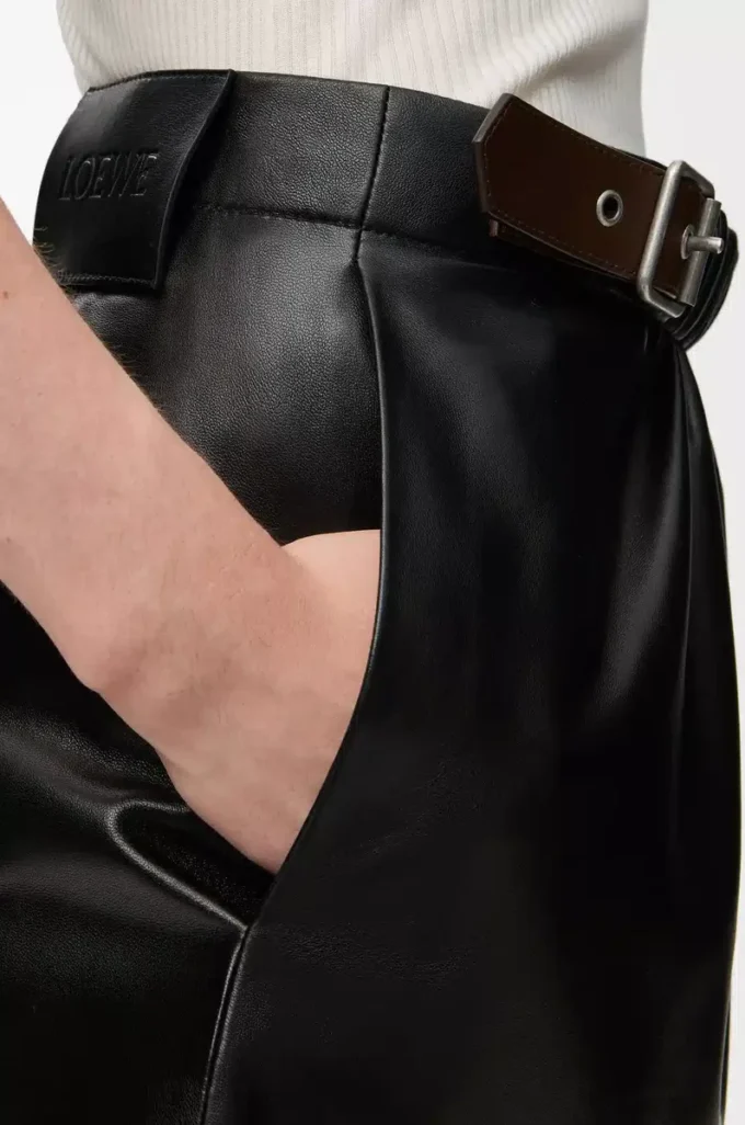 Belted skirt in nappa lambskin Black