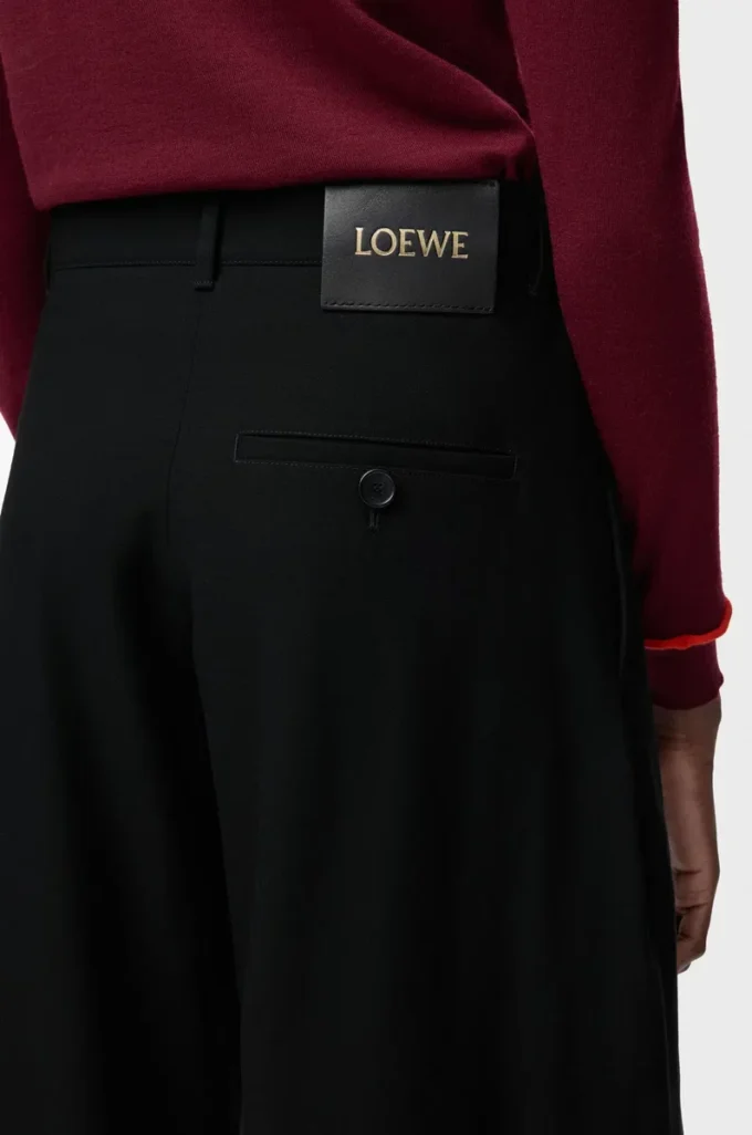 Belted trousers in wool Black Belted trousers in wool Black
