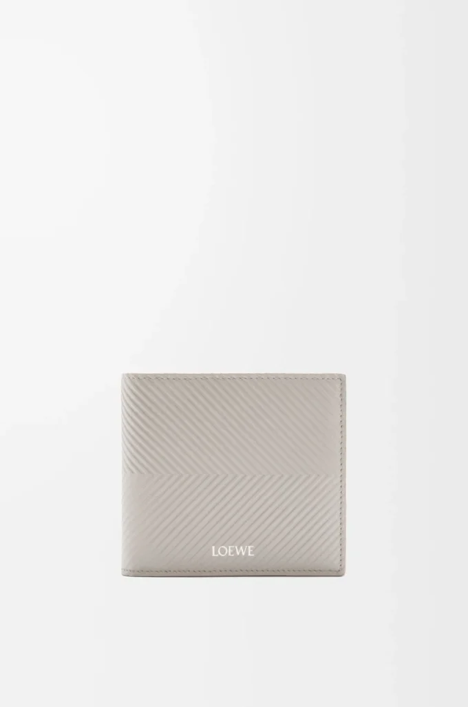 Bifold coin wallet in textured classic calfskin Shell Grey
