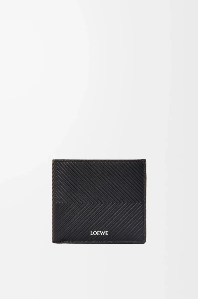 Bifold wallet in textured classic calfskin Black