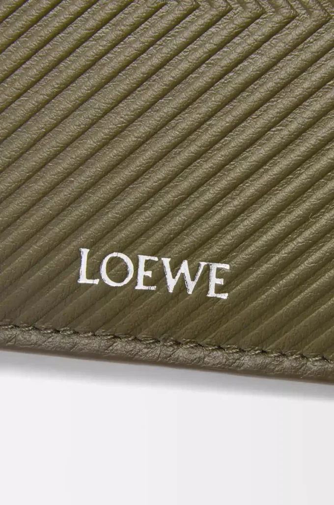 Bifold wallet in textured classic calfskin Dark Khaki Bifold wallet in textured classic calfskin Dark Khaki