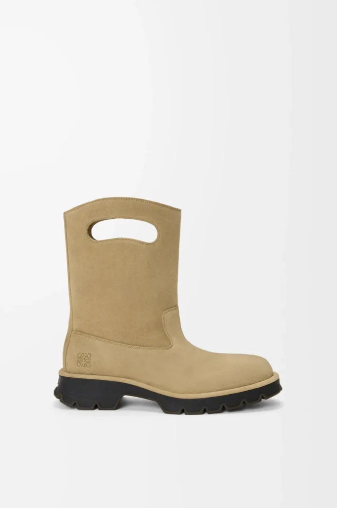 Bobby boot in waxed split calfskin Sahara Bobby boot in waxed split calfskin Sahara