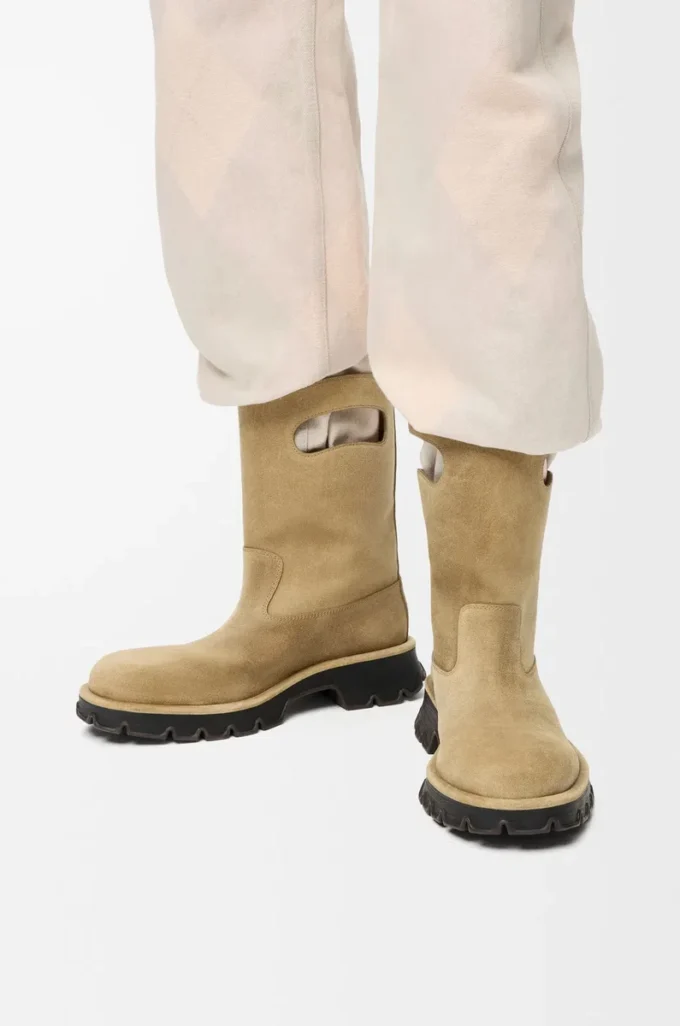 Bobby boot in waxed split calfskin Sahara Bobby boot in waxed split calfskin Sahara