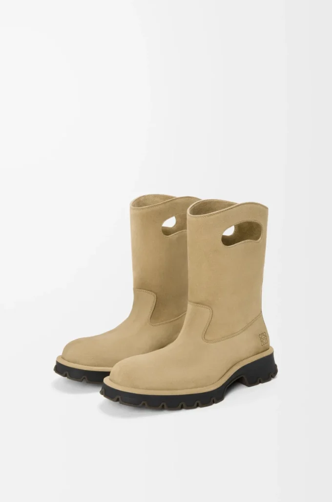 Bobby boot in waxed split calfskin Sahara Bobby boot in waxed split calfskin Sahara
