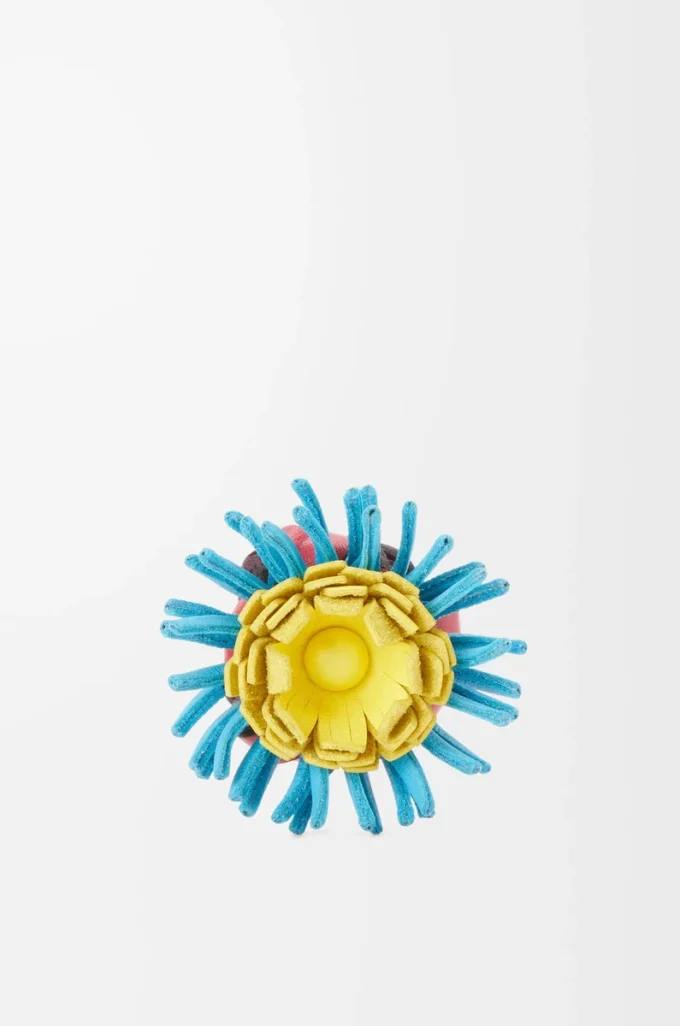 Cactus stud flower in classic calfskin Pink/Blue Cactus stud flower in classic calfskin Pink/Blue