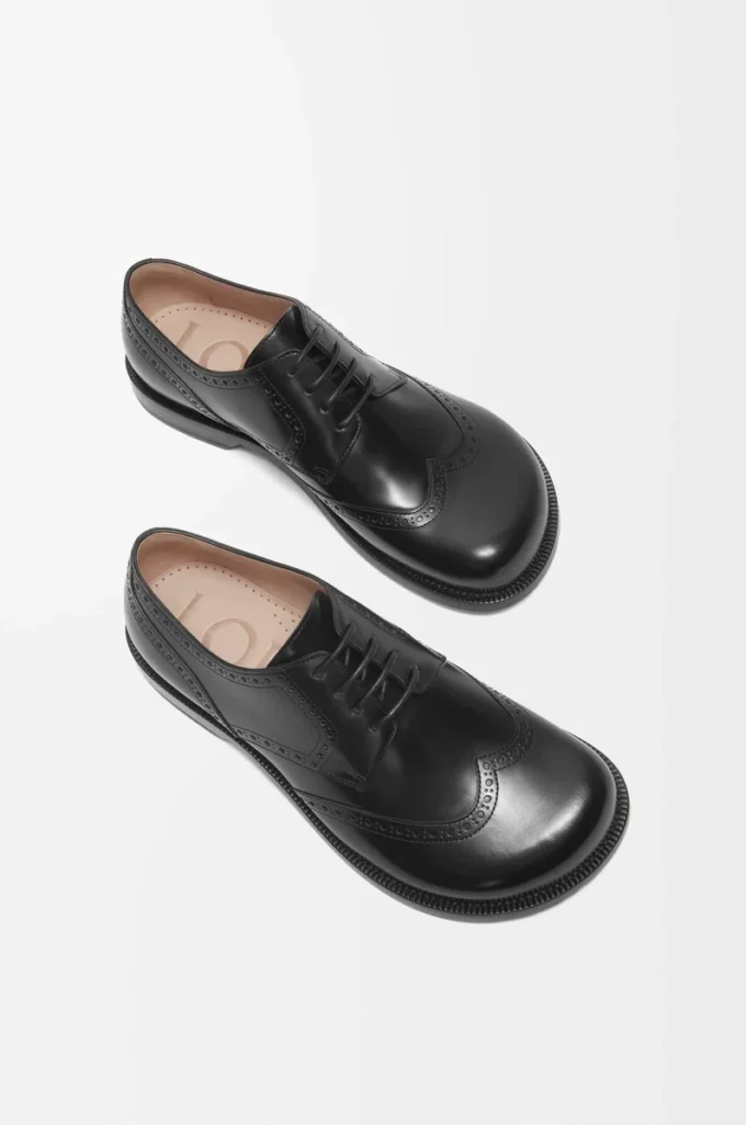 Campo brogue derby in brushed calfskin Black