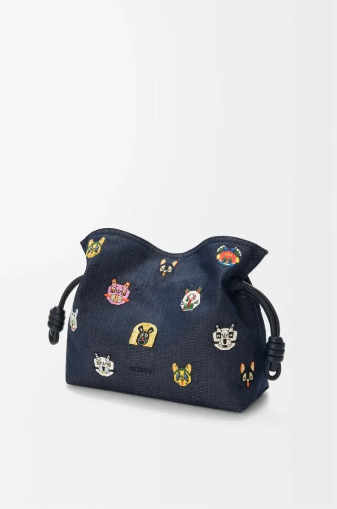 Cats medium Flamenco clutch in embroidered denim Blue