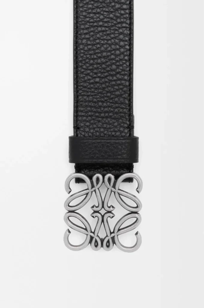 Chunky Anagram belt in supple grained calfskin Black/Vintage Palladium
