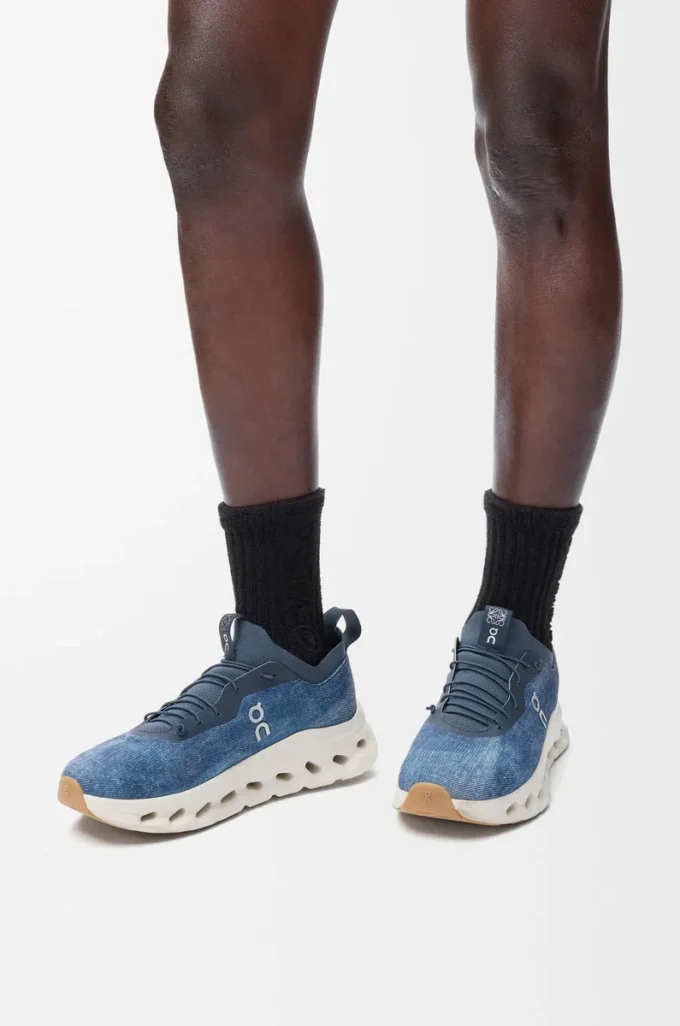 Cloudtilt sneaker Denim Blue