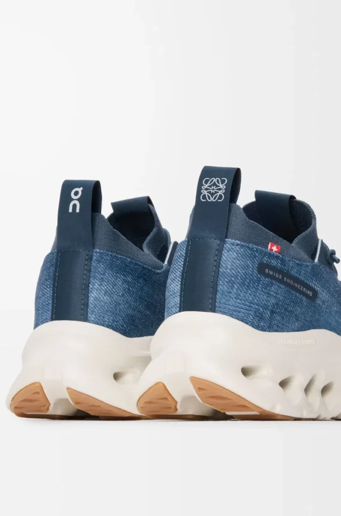 Cloudtilt sneaker Denim Blue