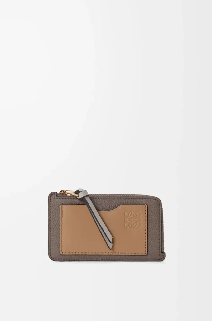 Coin cardholder in soft grained calfskin Taupe/Gold Coin cardholder in soft grained calfskin Taupe/Gold